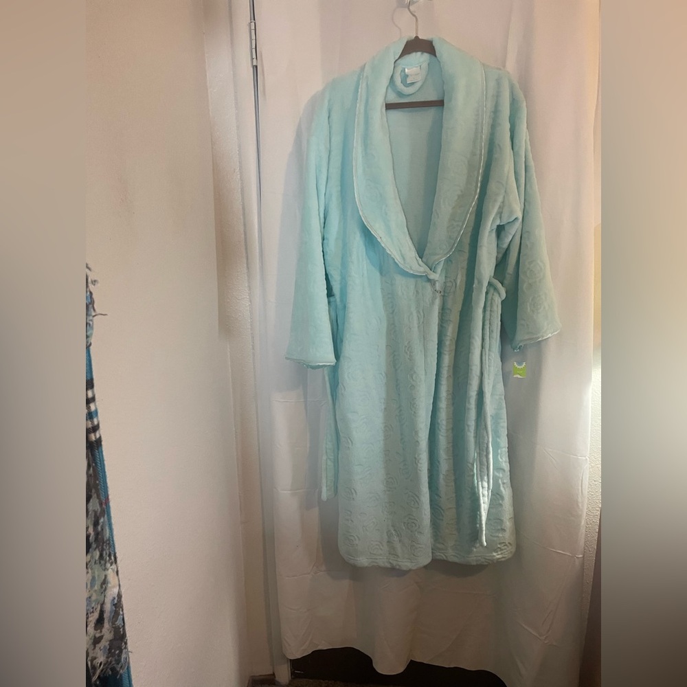 Women's Light Blue Robe
